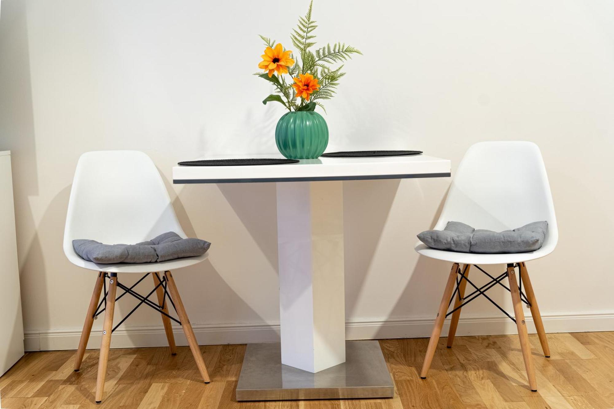 1 New Just Steps Away From Old Town And The Florence Bus Station Apartmán *